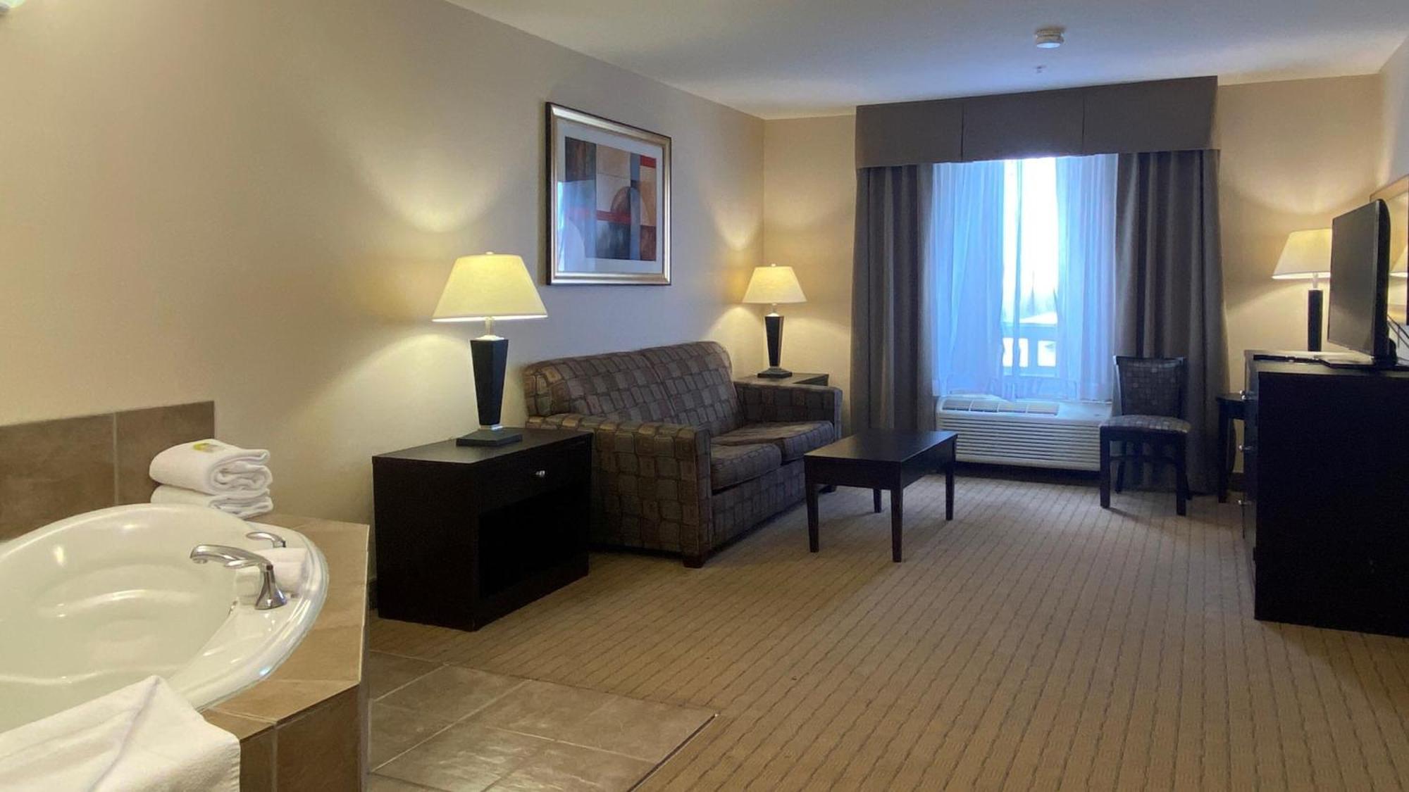 Holiday Inn Express Hotel & Suites Swift Current By Ihg Zewnętrze zdjęcie