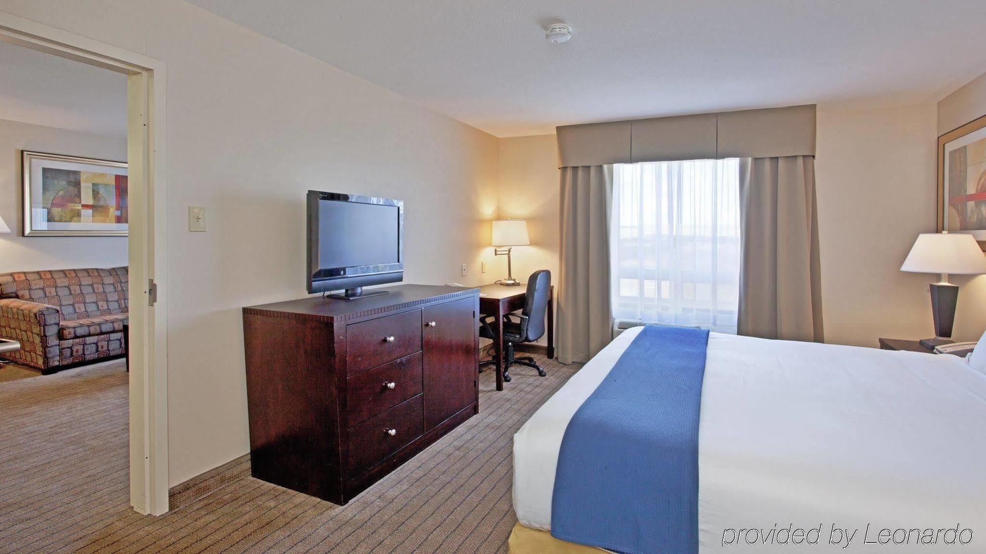 Holiday Inn Express Hotel & Suites Swift Current By Ihg Pokój zdjęcie